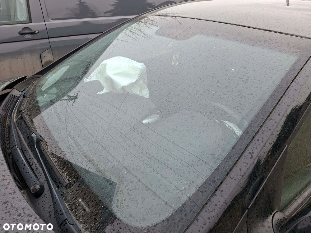 Hyundai i30 1.6 CRDi Classic + - 10