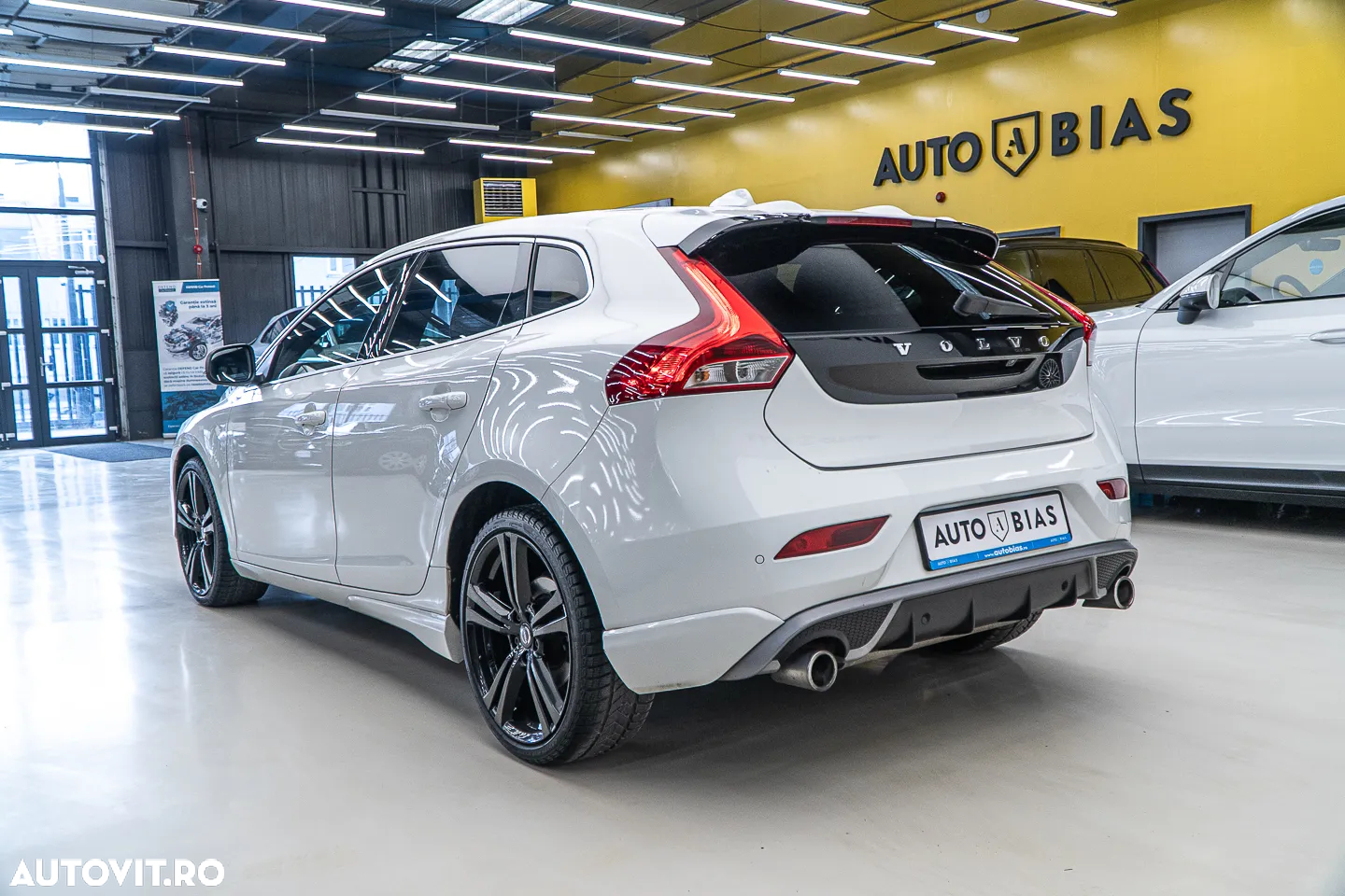 Volvo V40 T3 Geartronic RDesign - 5