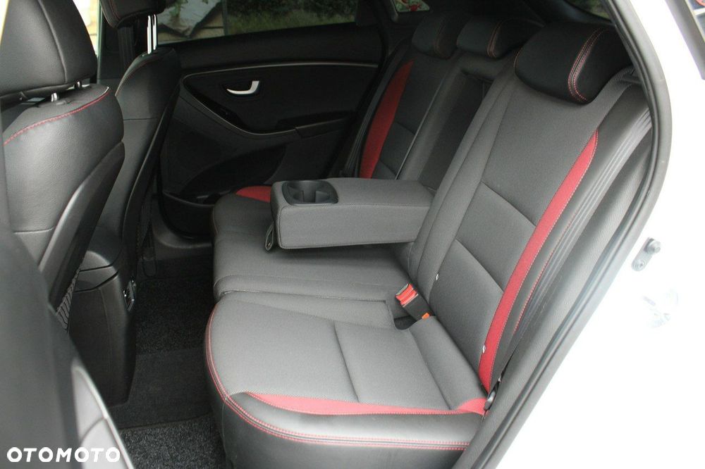 Hyundai i30 1.6 GDI Turbo Sport - 13