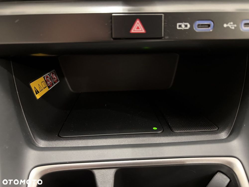Lexus LBX 1.5 Hybrid - 19