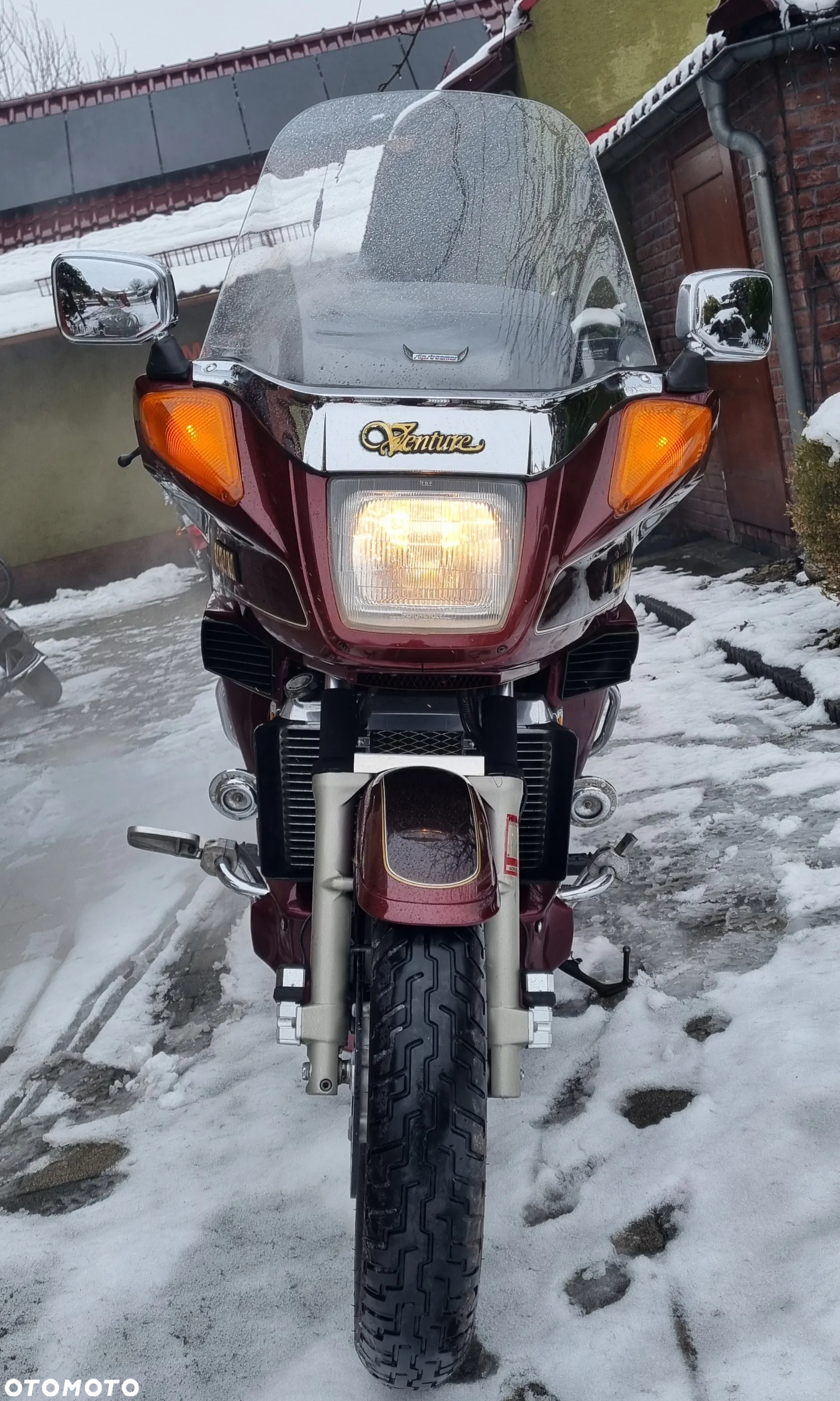 Yamaha Venture - 13
