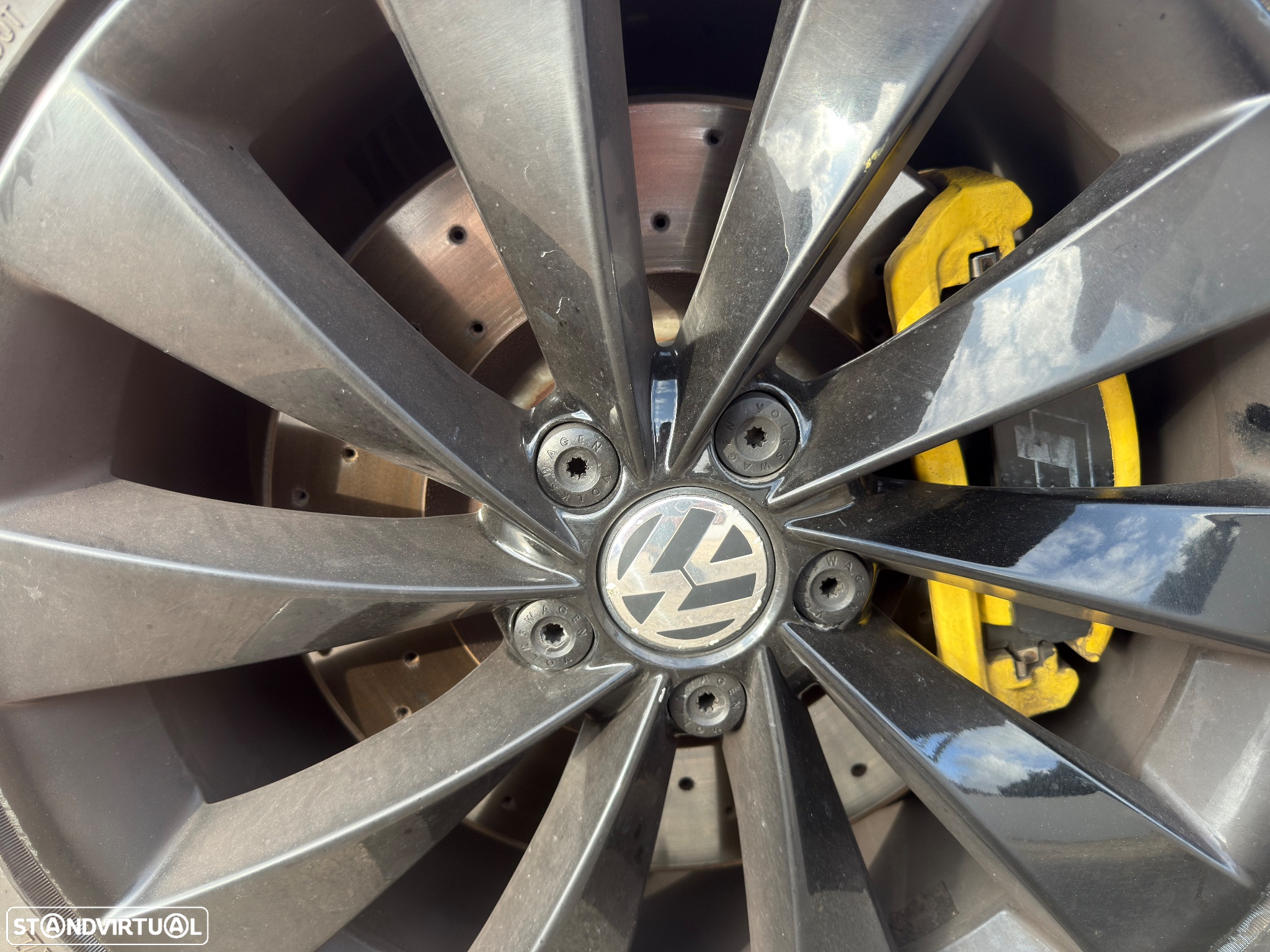 VW Golf R 4Motion BlueMotion DSG - 9
