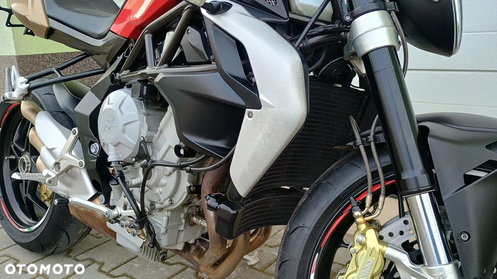 MV AGUSTA Brutale - 28