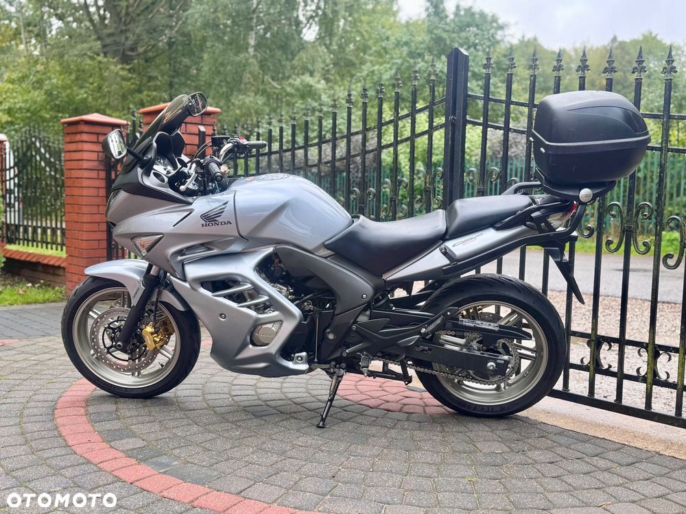 Honda CBF - 7