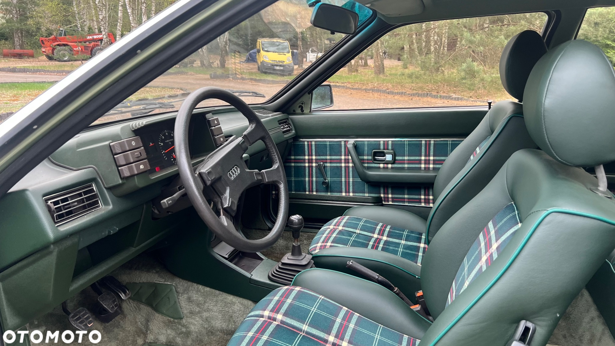 Audi Coupe - 6