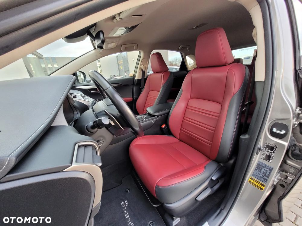 Lexus NX 300h F Impression AWD - 11