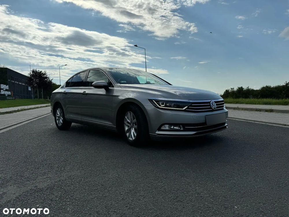 Volkswagen Passat 2.0 TDI BMT Trendline - 5