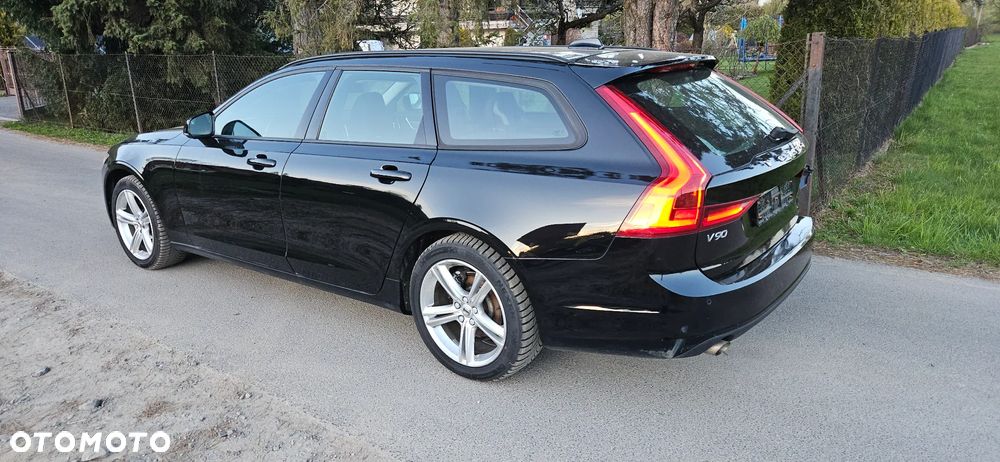 Volvo V90 D4 Geartronic Momentum - 2