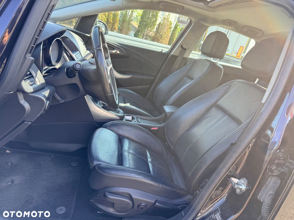 Opel Astra 1.6 Turbo Innovation - 21