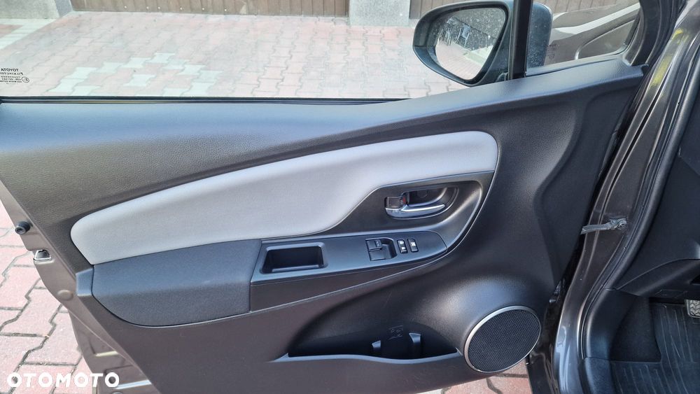 Toyota Yaris 1.33 Active - 14