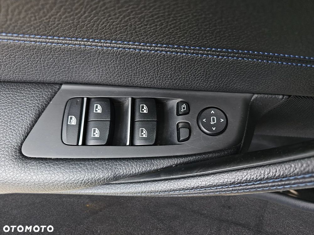 BMW Seria 5 520d M Sport sport - 17