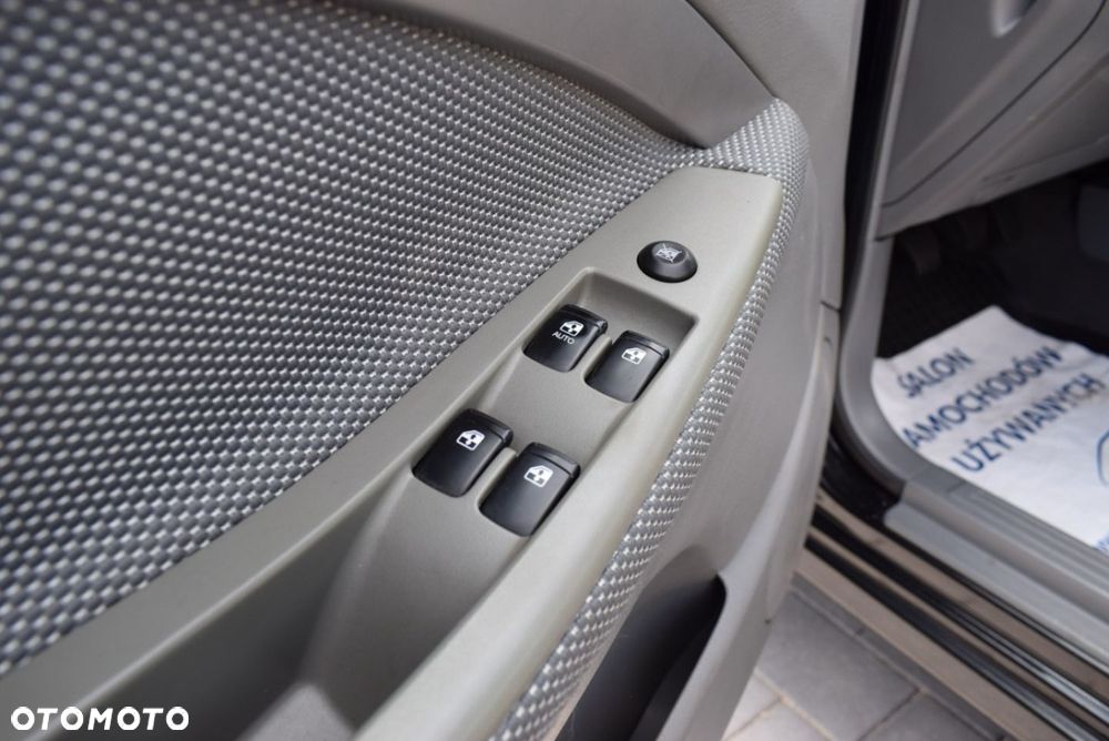 Chevrolet Nubira - 18