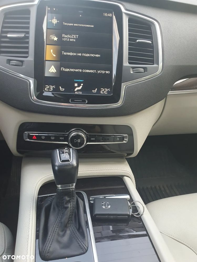 Volvo XC 90 T6 AWD Geartronic Momentum - 28