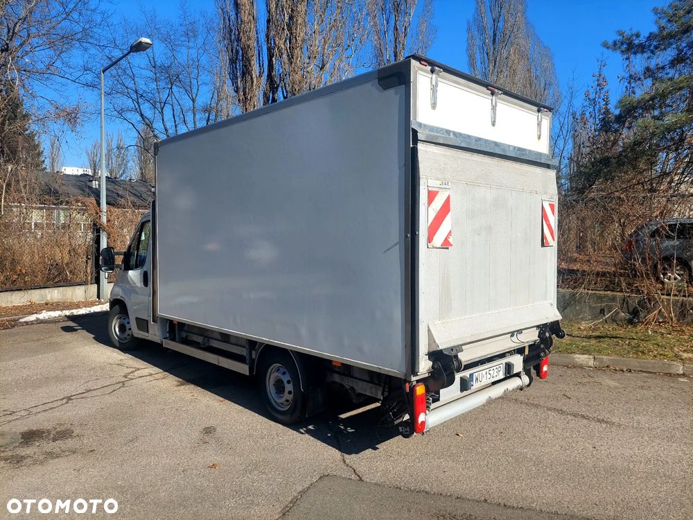 Fiat Ducato 2.2 165KM Kontener 8EP z windą Pierwszy właściciel - 9