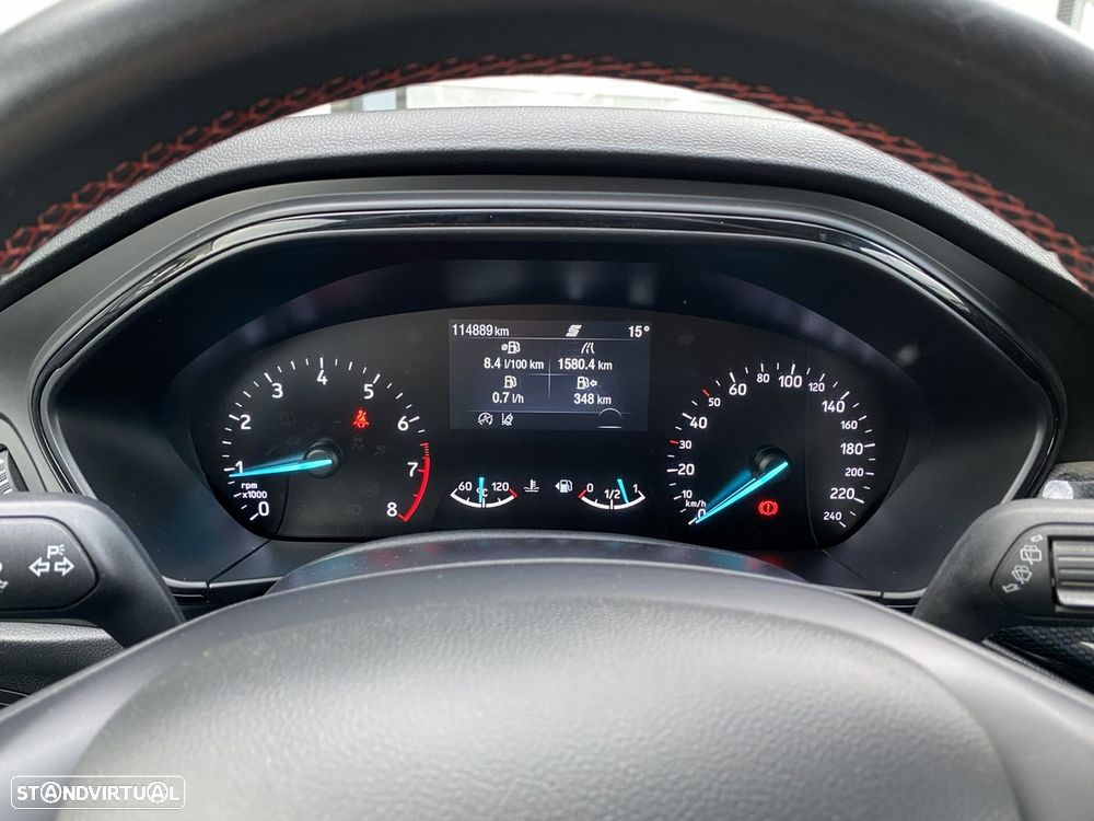 Ford Focus 1.0 EcoBoost MHEV ST-Line - 30