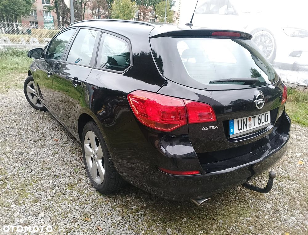 Opel Astra 1.4 Turbo - 8