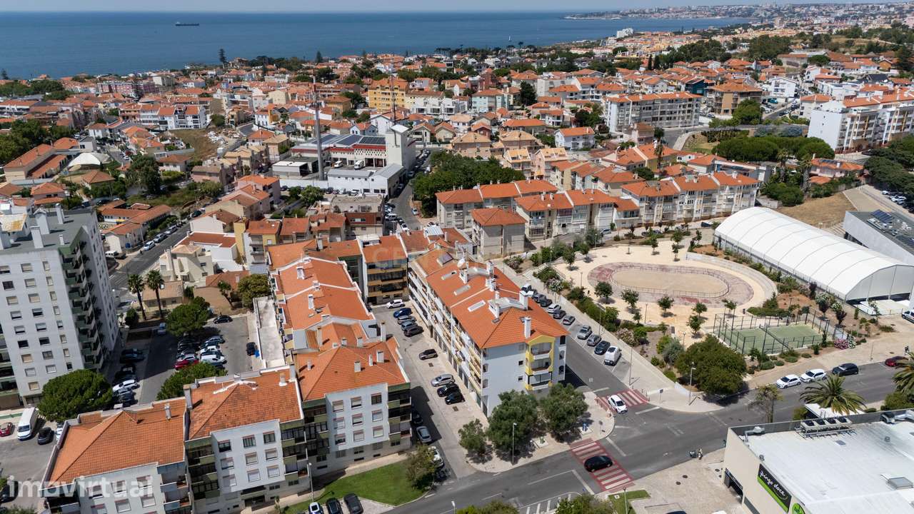 Fantástico Apartamento T2 Transformado em T3 na Parede – Próximo da Pr