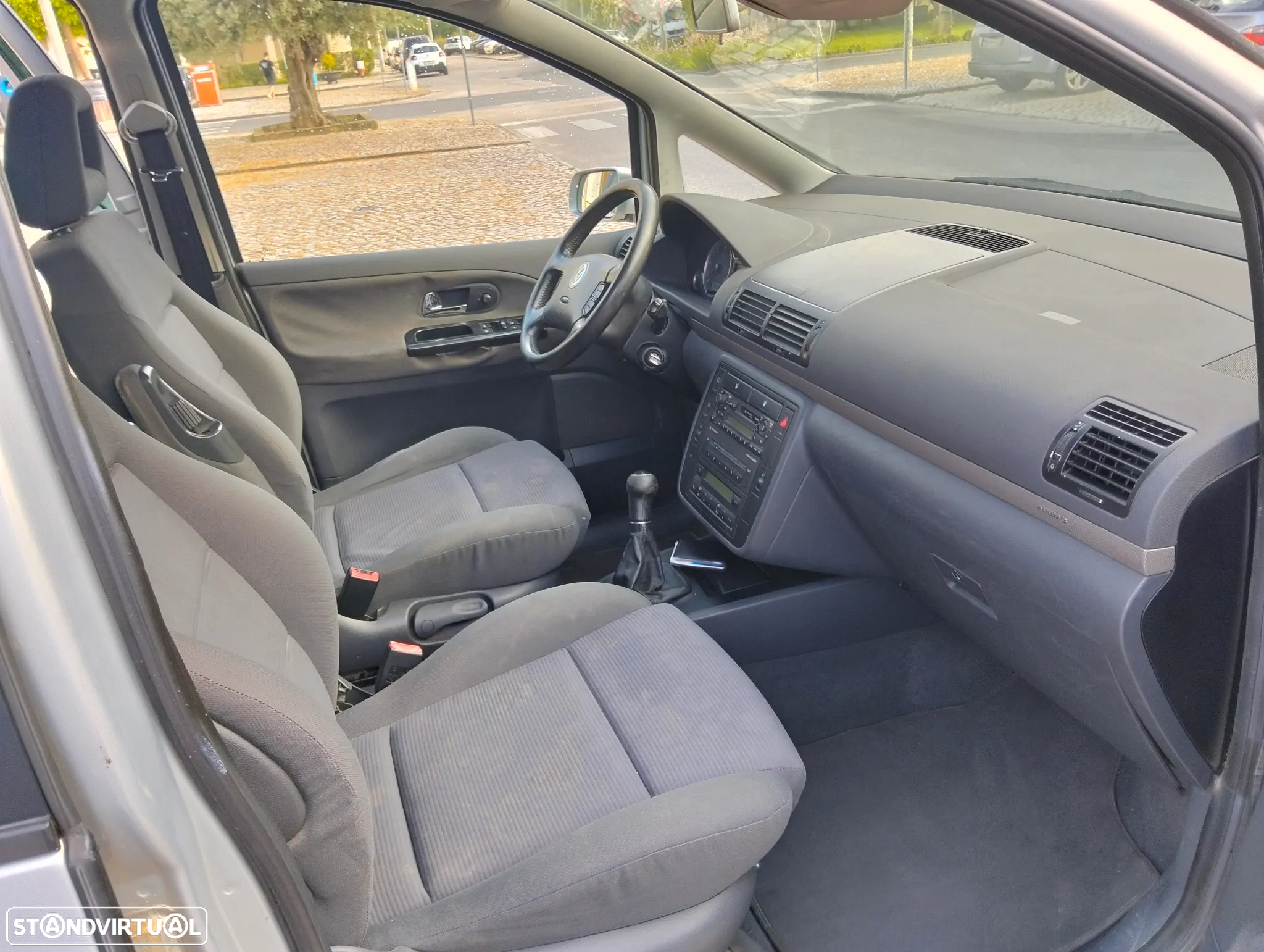 VW Sharan 1.9 TDI - 13