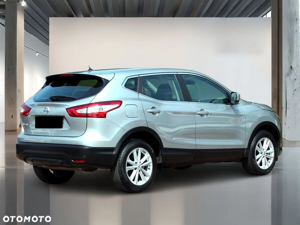 Nissan Qashqai 1.2 DIG-T N-Vision Xtronic EU6 - 3