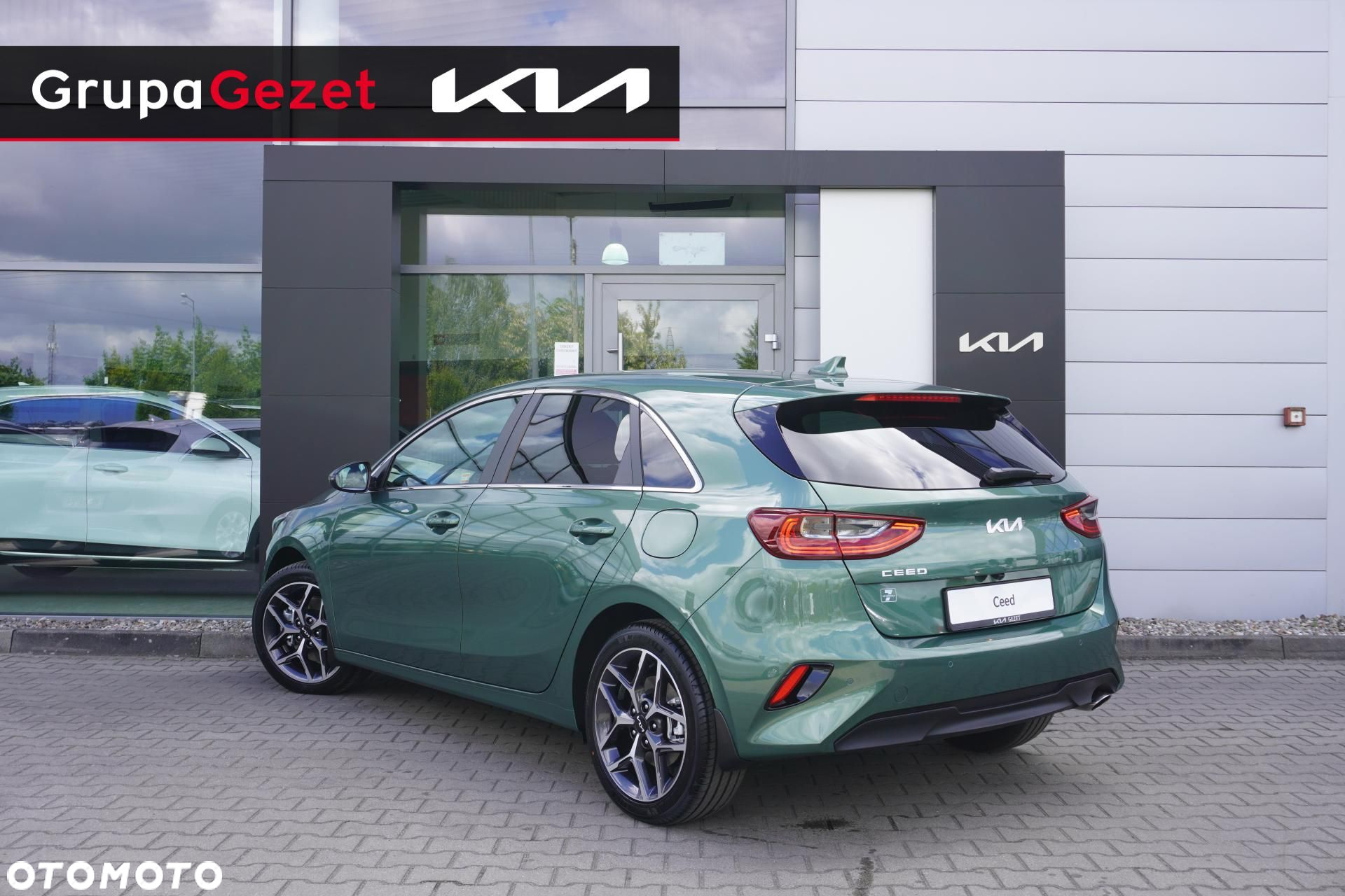 Kia Ceed - 8