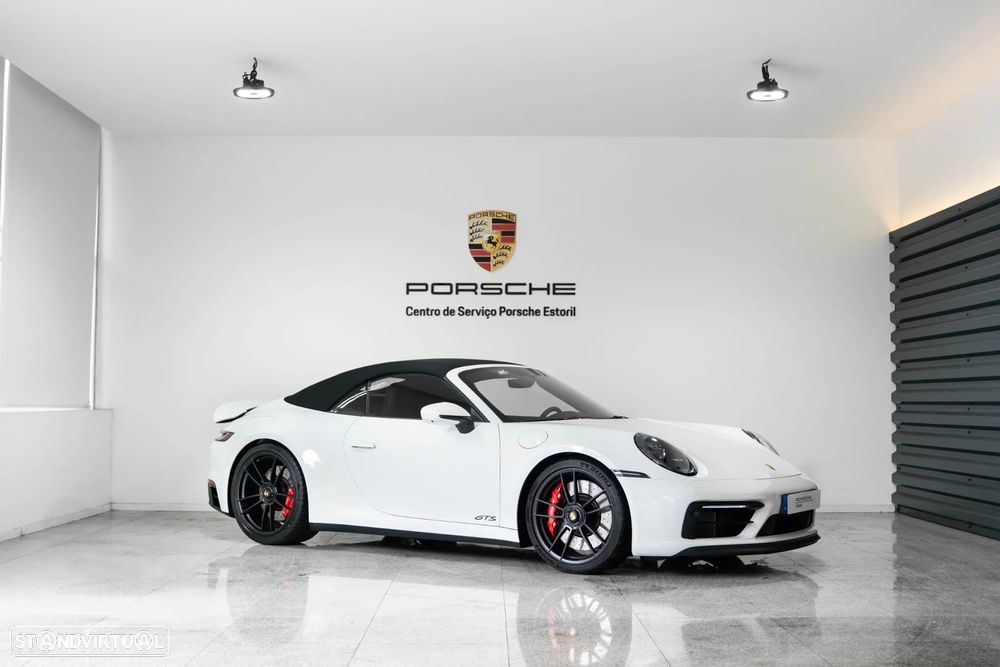 Porsche 911 (992) Carrera 4 GTS PDK - 2