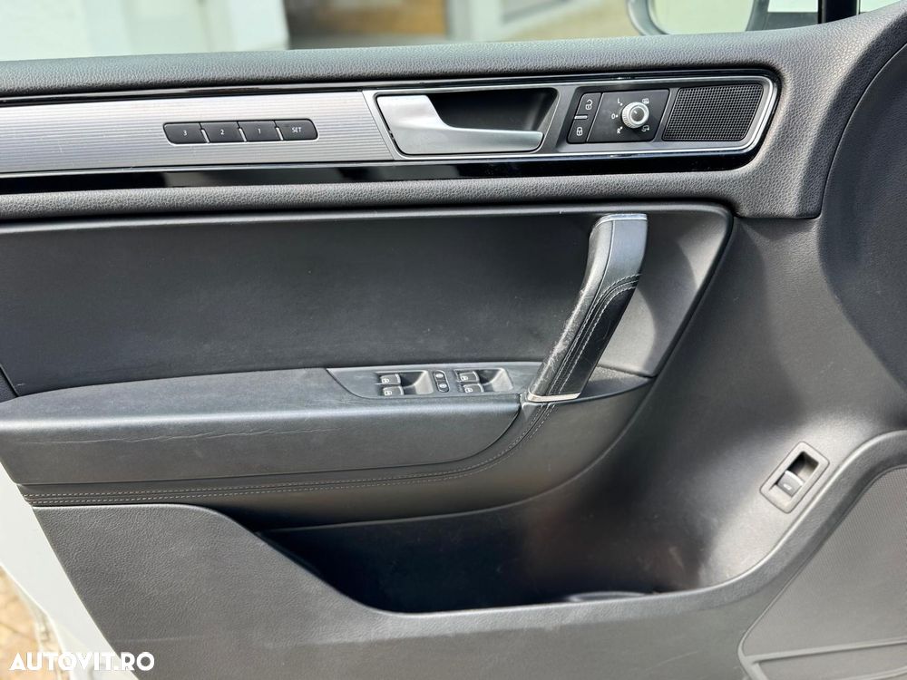Volkswagen Touareg 3.0 V6 TDI SCR Blue Motion DPF Automatik Terrain Tech - 13