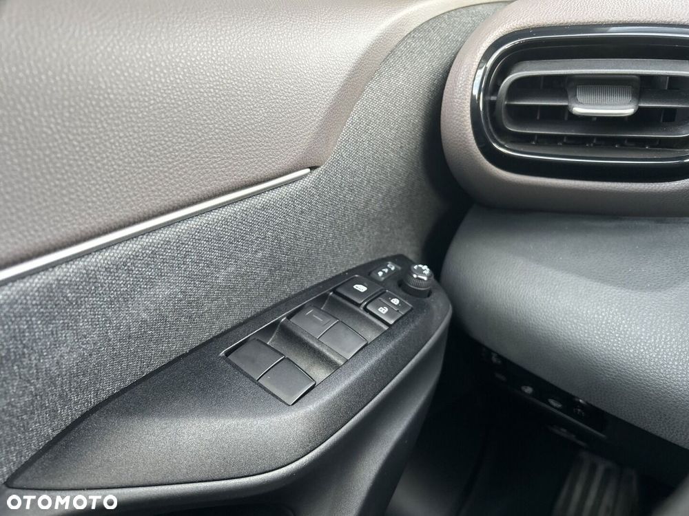 Toyota Yaris Cross Hybrid 1.5 Executive - 22
