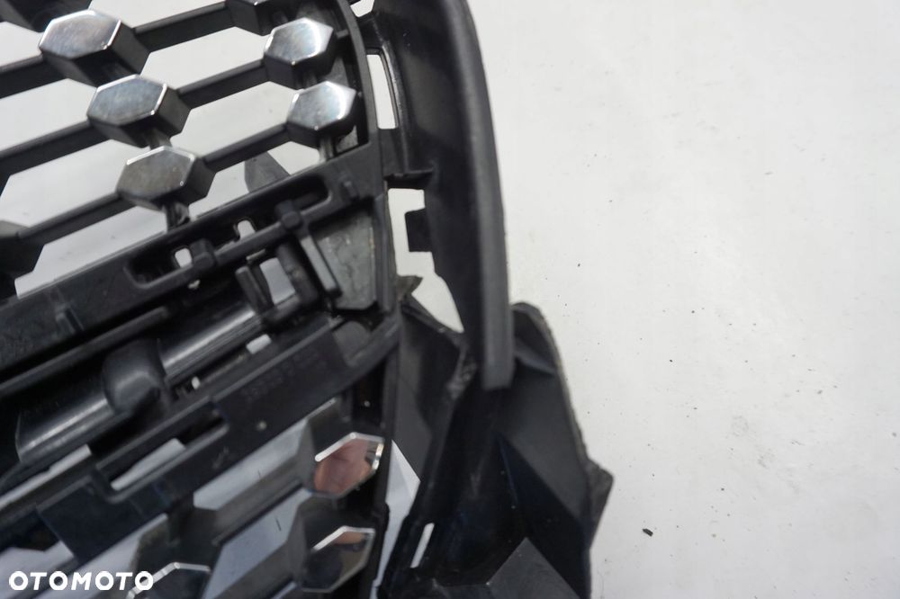 MERCEDES CLA W117 GRILL ATRAPA CHŁODNICY - 4