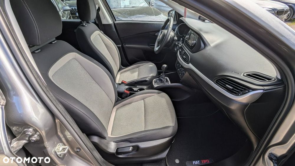 Fiat Tipo 1.4 16V Easy - 19