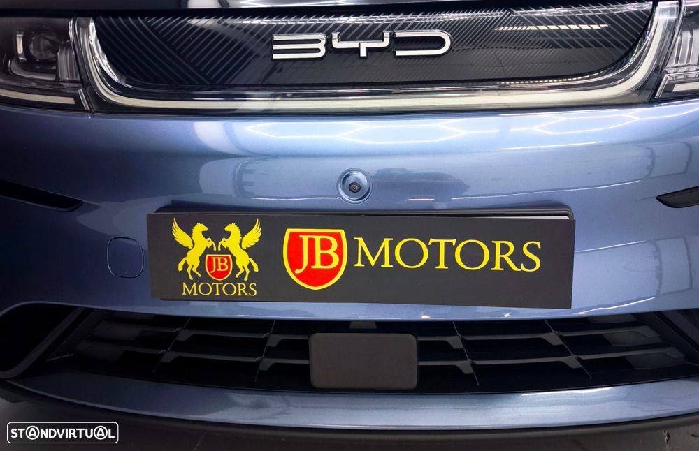 BYD Dolphin 60.4 kWh Design - 10