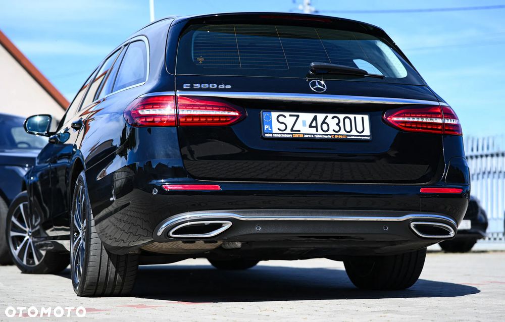 Mercedes-Benz Klasa E 300 de 9G-TRONIC Avantgarde - 32