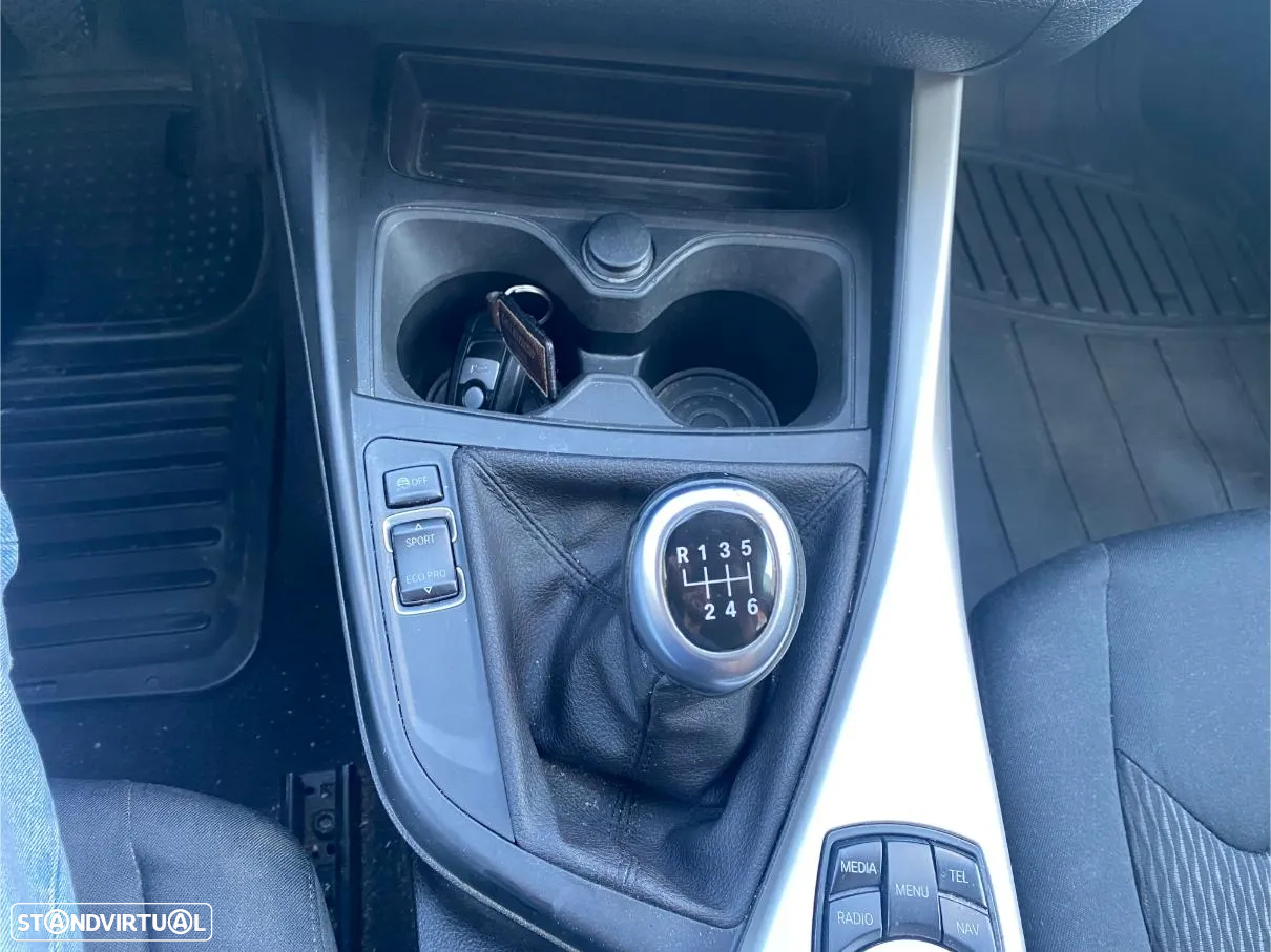 BMW 116 d EfficientDynamics - 26