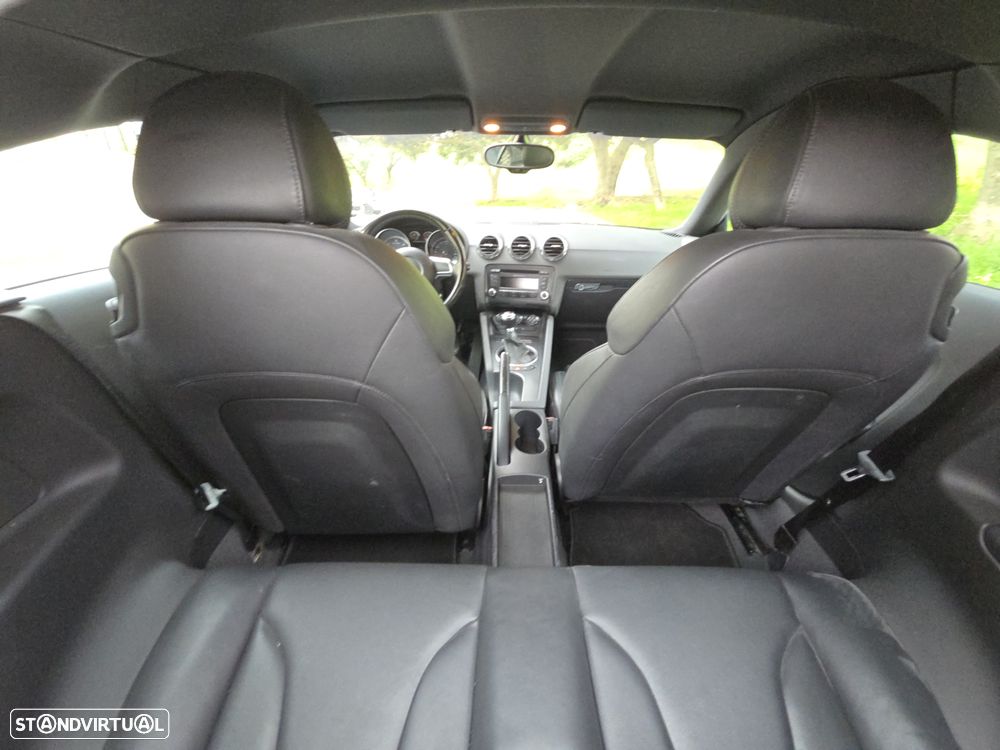 Audi TT Coupé 2.0 TDI quattro S-line - 27