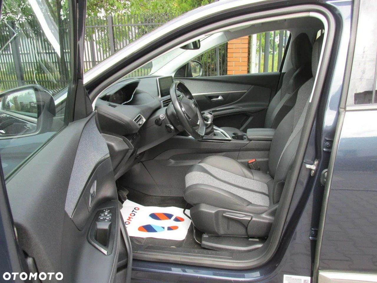 Peugeot 5008 1.5 BlueHDI Allure S&S - 15