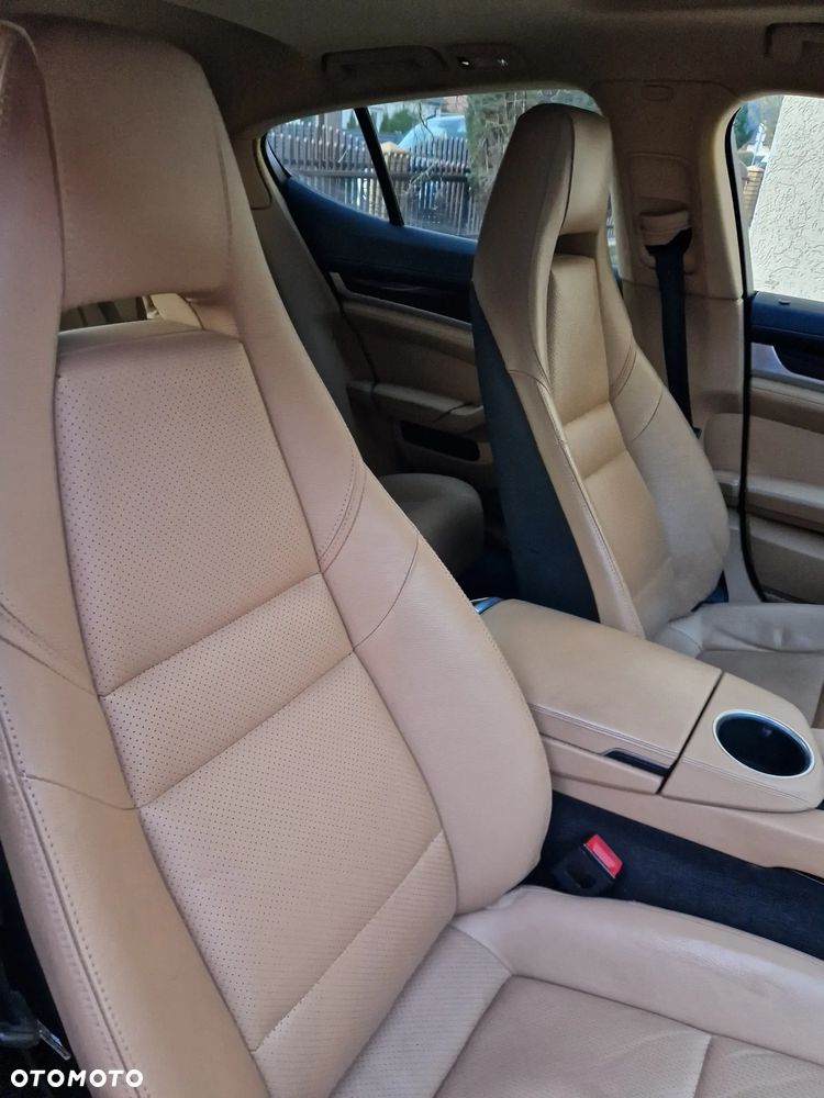 Porsche Panamera Diesel - 5