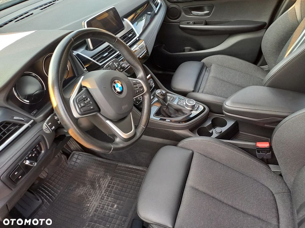 BMW Seria 2 216i GPF M Sport - 22