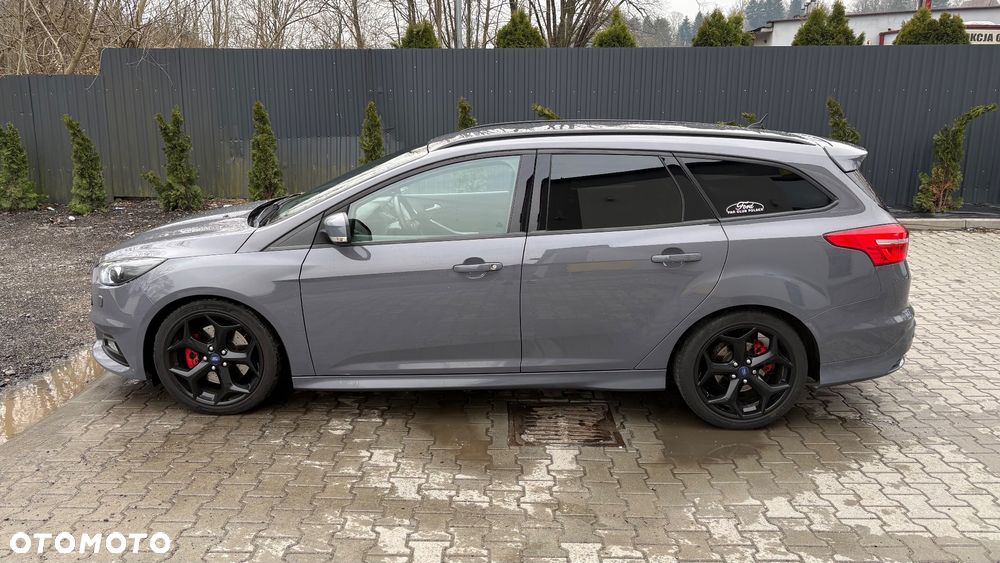 Ford Focus 2.0 TDCi ST-2 - 6