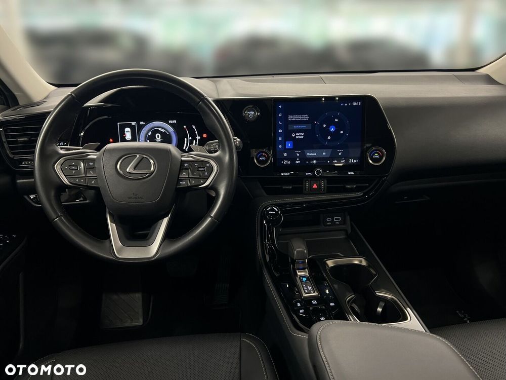 Lexus NX 350h Business AWD - 19