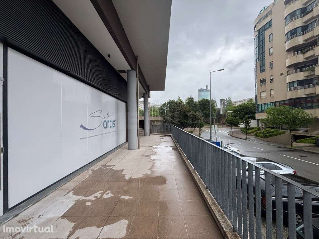 Espaço comercial no Skyline - Grande imagem: 2/7