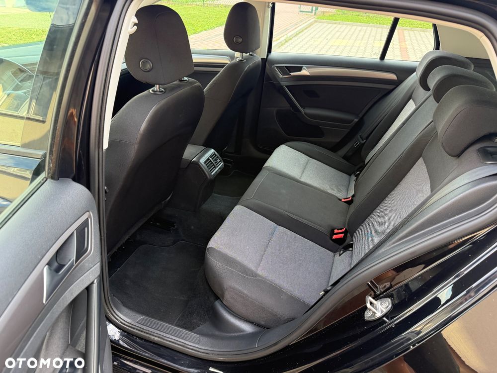 Volkswagen Golf 1.6 TDI BlueMotion Trendline - 8