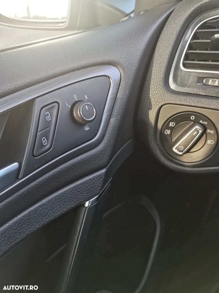 Volkswagen Golf 2.0 TDI DPF BMT DSG Comfortline - 11
