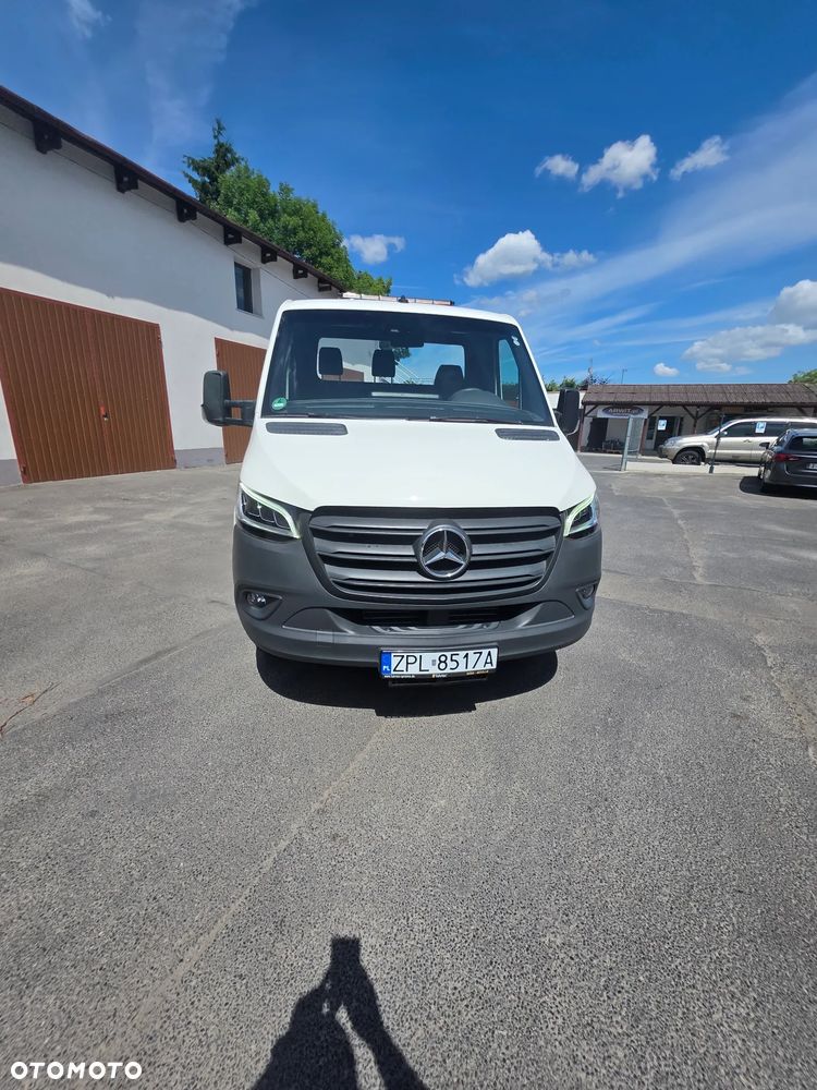 Mercedes-Benz Sprinter - 4