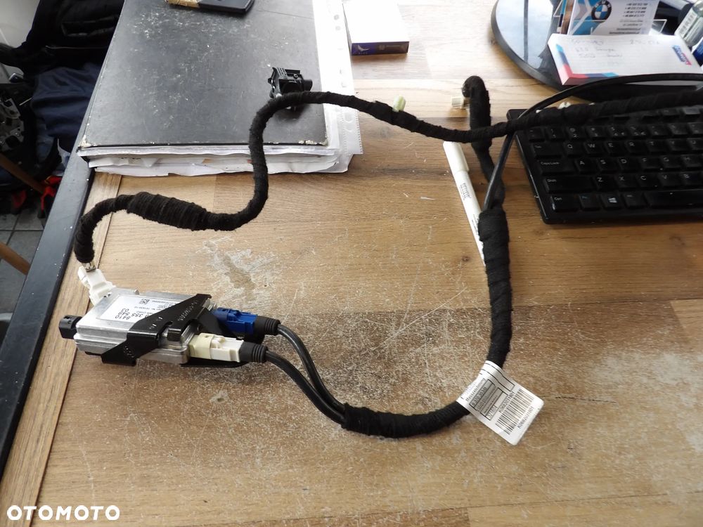BMW - G30,G31 - WIĄZKA I MODUŁ USB - DEMONTAŻ - EUROPA - 6820318  9355549 - 1