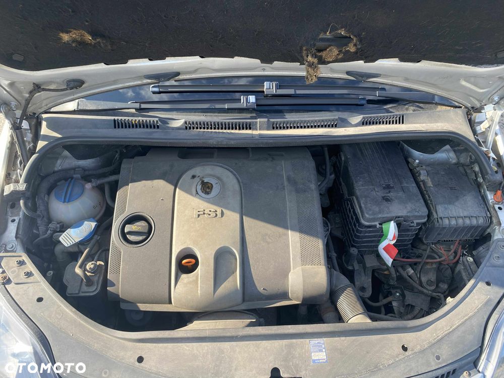 Volkswagen Golf Plus 1.6 FSI Trendline Tiptr - 9