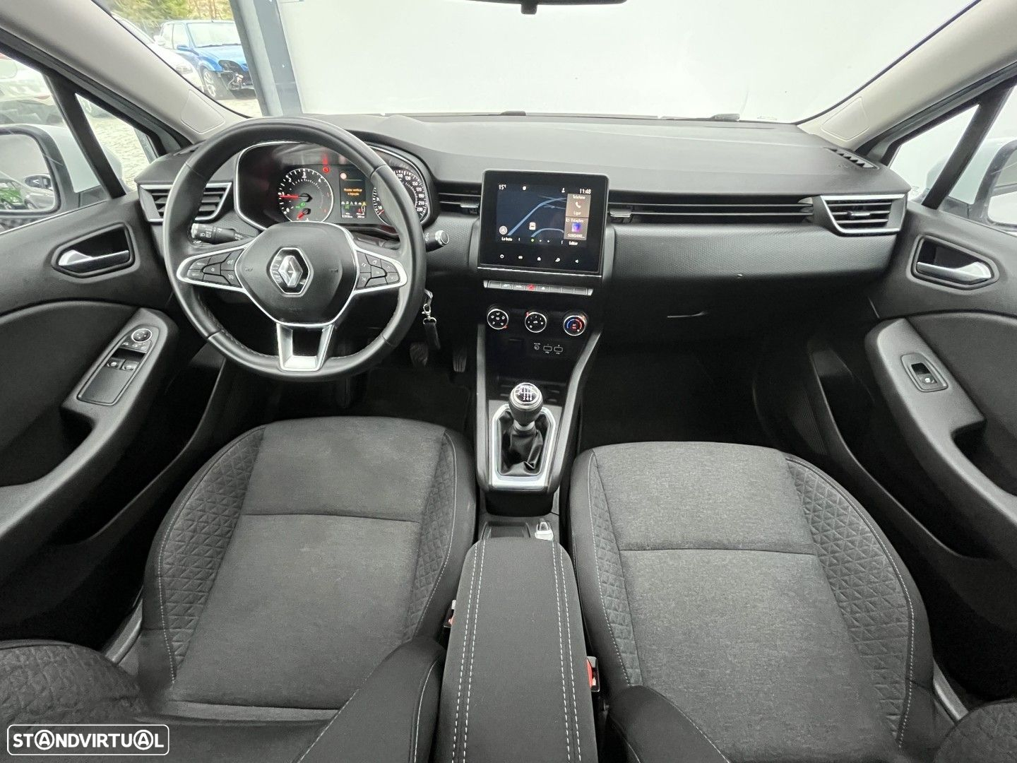 Renault Clio - 12