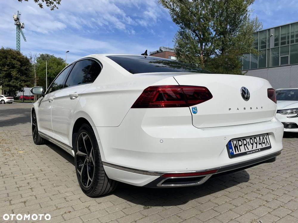 Volkswagen Passat 2.0 TSI Elegance DSG - 31