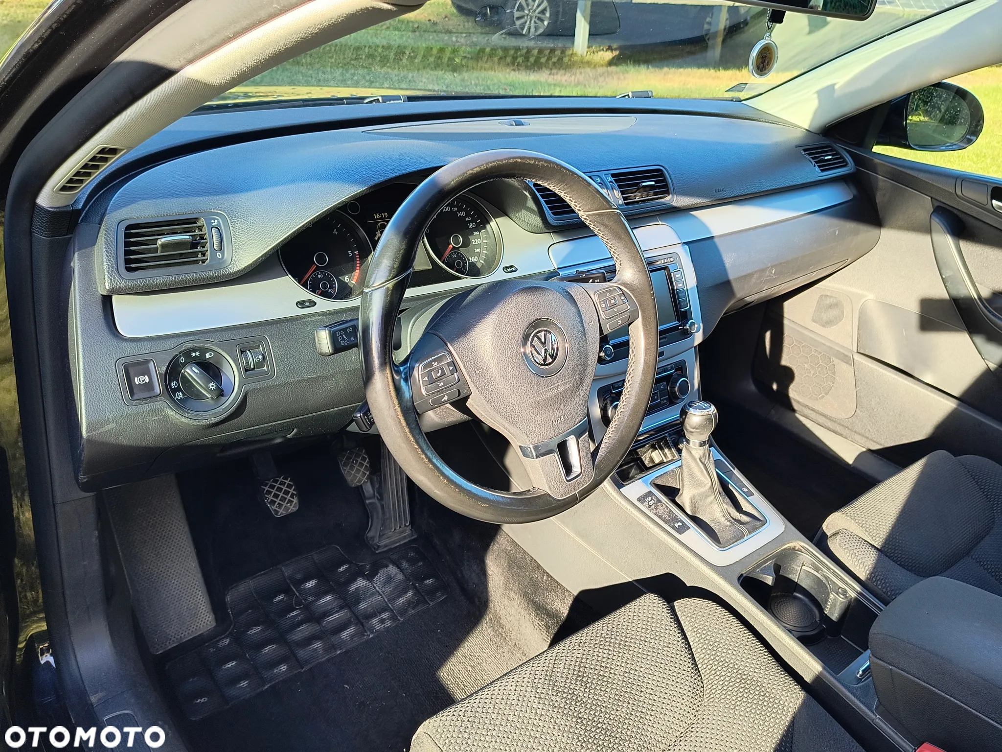 Volkswagen Passat 2.0 TDI DPF Comfortline - 5