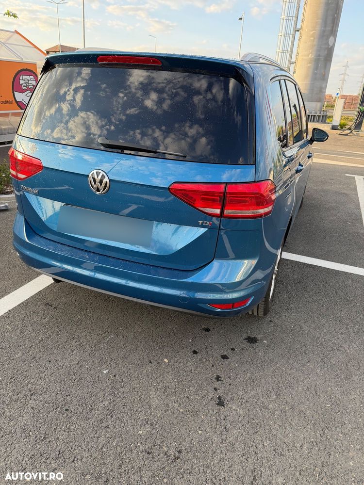 Volkswagen Touran - 7