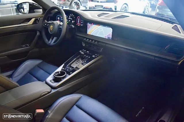 Porsche 911 (992) Carrera 4S PDK - 3