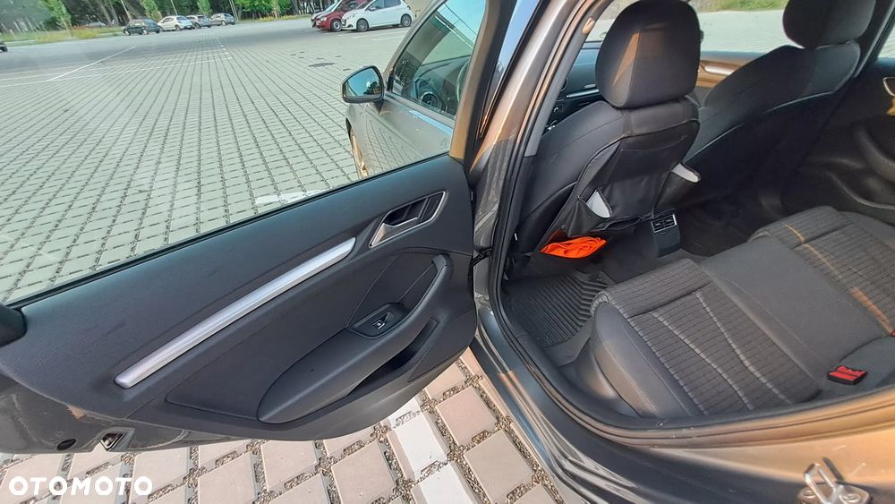 Audi A3 Sportback 35 TFSI cylinder on demand - 17